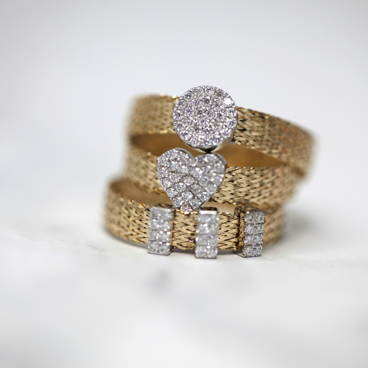 Anillo Oro 18K con Esmeralda
