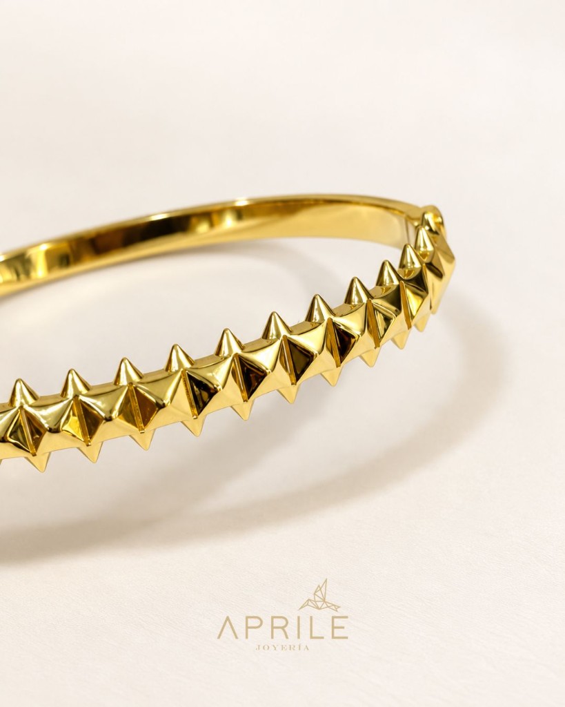 Aro de puntillas en oro italiano de 18k